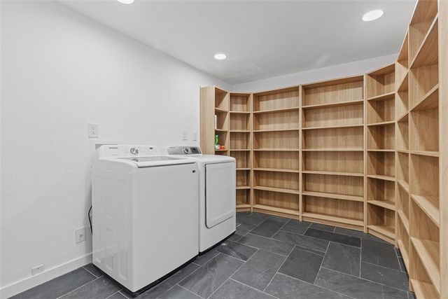 1 Myrtle Hill Road, Leet Twp, PA 15143