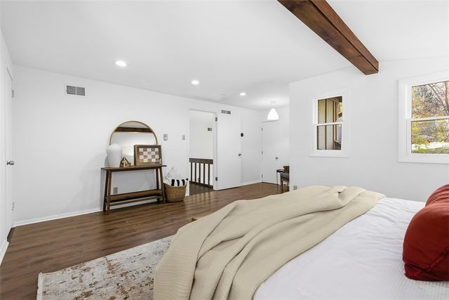 1 Myrtle Hill Road, Leet Twp, PA 15143