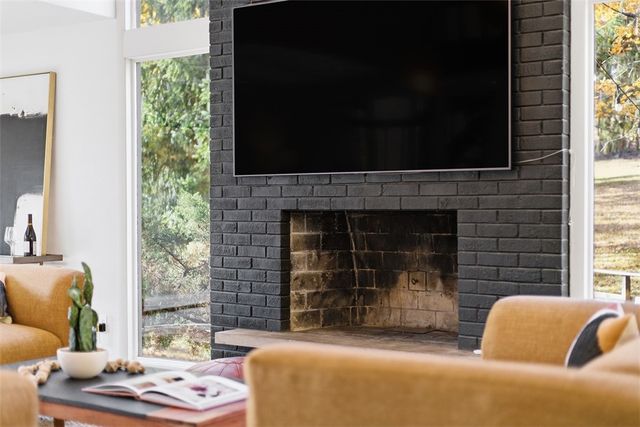 1 Myrtle Hill Road, Leet Twp, PA 15143