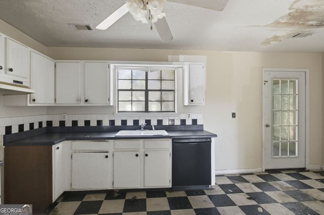 5452 Forest Path Court, Stone Mountain, GA 30088