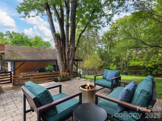 19 Lanvale Avenue, Asheville, NC 28806