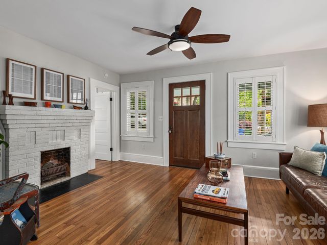 19 Lanvale Avenue, Asheville, NC 28806