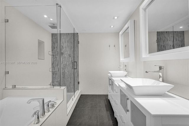 3001 S Ocean Drive 1611, Hollywood, FL 33019