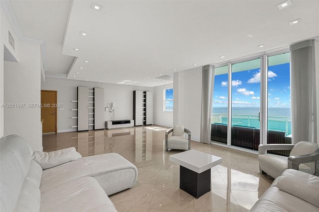 3001 S Ocean Drive 1611, Hollywood, FL 33019
