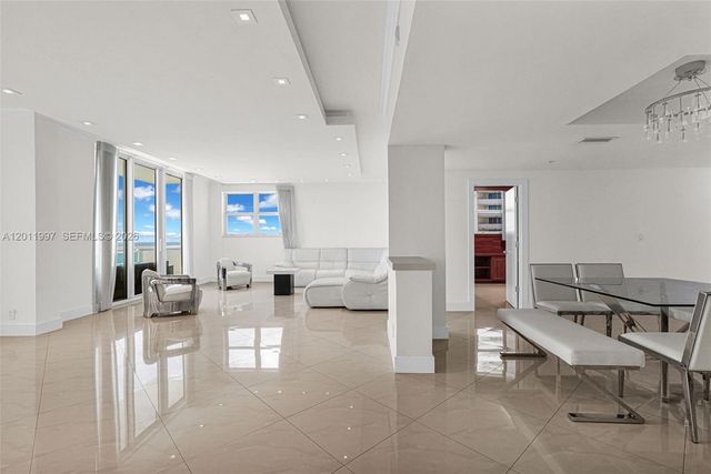 3001 S Ocean Drive 1611, Hollywood, FL 33019