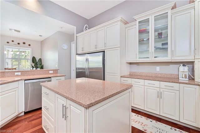 6905 Highland Park CIR, Fort Myers, FL 33966