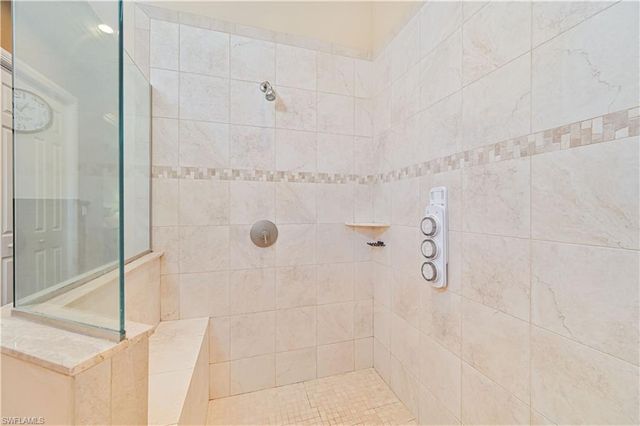 6905 Highland Park CIR, Fort Myers, FL 33966