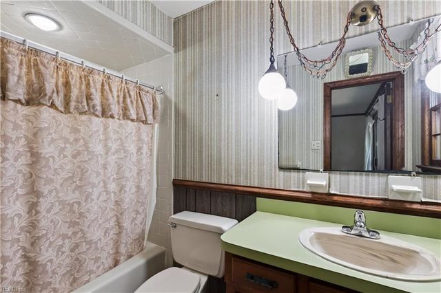 5252 Shenstone CIR, Virginia Beach, VA 23455