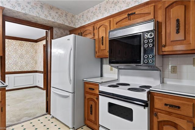 5252 Shenstone CIR, Virginia Beach, VA 23455