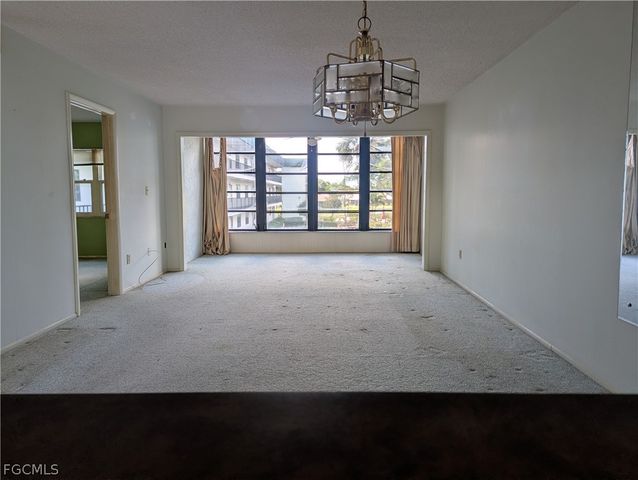 1747 Pebble Beach DR 206, Fort Myers, FL 33907