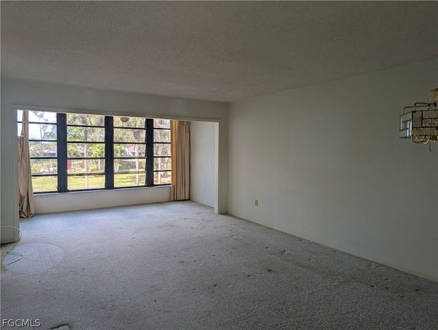 1747 Pebble Beach DR 206, Fort Myers, FL 33907