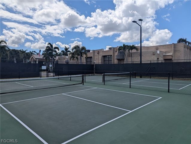 1747 Pebble Beach DR 206, Fort Myers, FL 33907