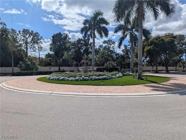 1747 Pebble Beach DR 206, Fort Myers, FL 33907