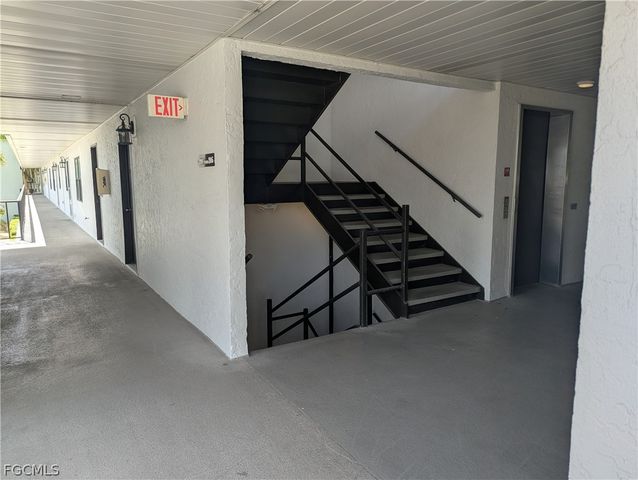 1747 Pebble Beach DR 206, Fort Myers, FL 33907