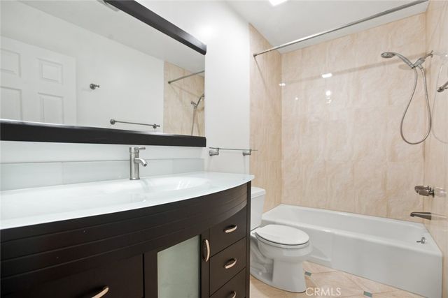 5340 Wilkinson Avenue 6, Valley Village, CA 91607