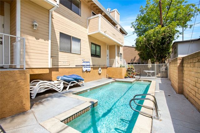 5340 Wilkinson Avenue 6, Valley Village, CA 91607