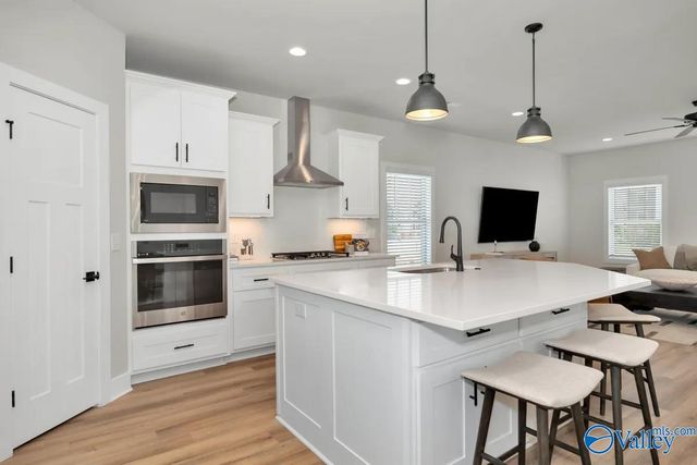 80 Mountain Vista Circle, Huntsville, AL 35811