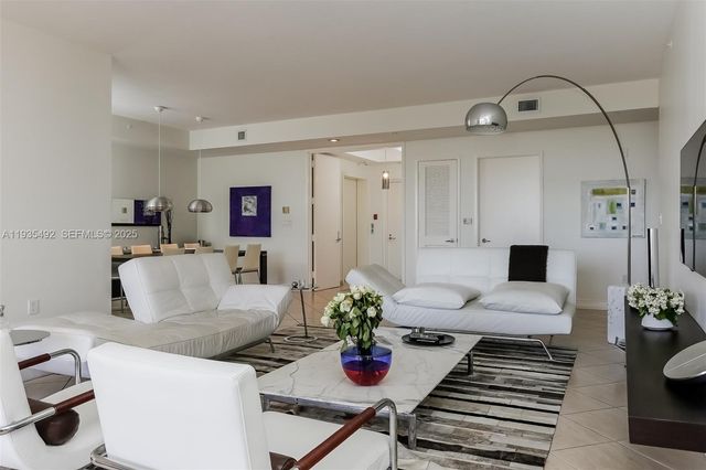 747 Crandon Blvd 410, Key Biscayne, FL 33149