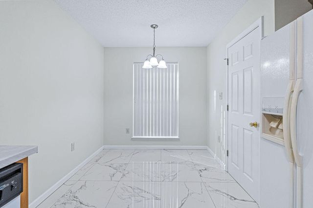 949 Claeven Circle, Fort Walton Beach, FL 32547