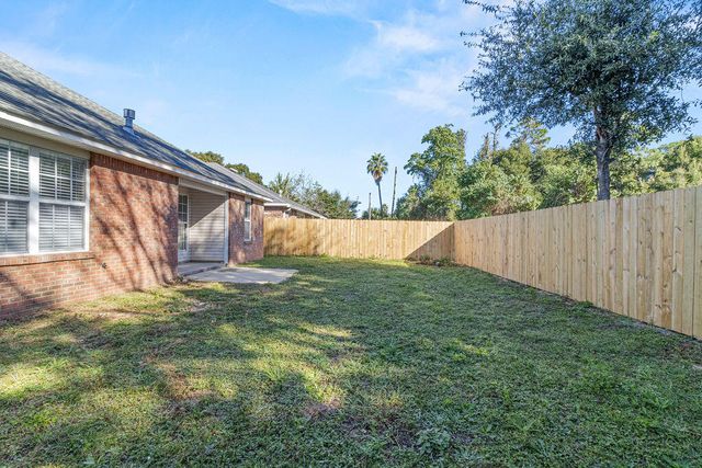 949 Claeven Circle, Fort Walton Beach, FL 32547