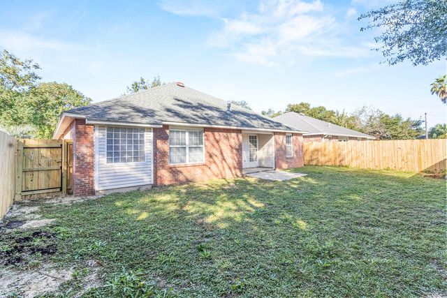 949 Claeven Circle, Fort Walton Beach, FL 32547