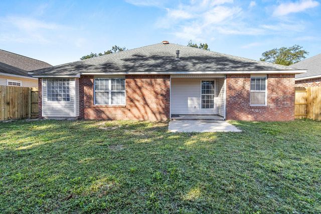 949 Claeven Circle, Fort Walton Beach, FL 32547