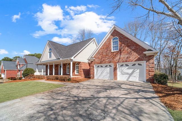 216 Brackin Trace, Grayson, GA 30017