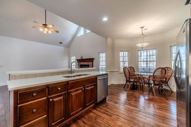 216 Brackin Trace, Grayson, GA 30017