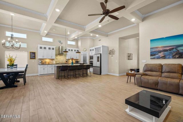 2195 ENCHANTED CREST Drive, El Paso, TX 79911