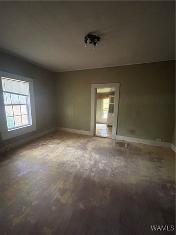 316 2nd NW, Fayette, AL 35555