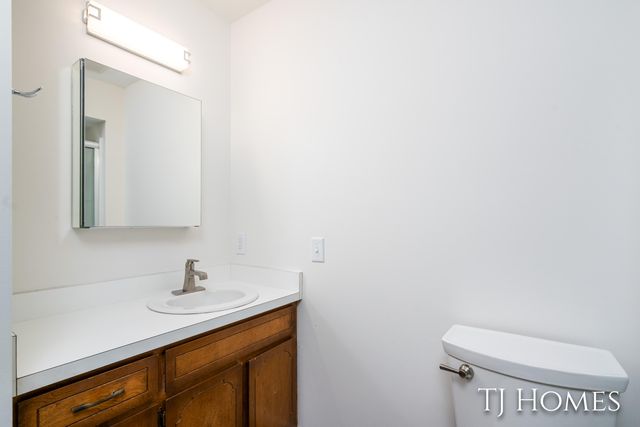 686 Andover Street Se, City Of Kentwood, MI 49548