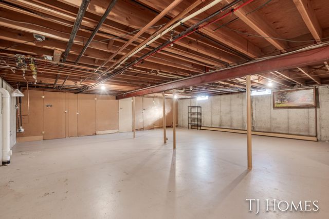 686 Andover Street Se, City Of Kentwood, MI 49548