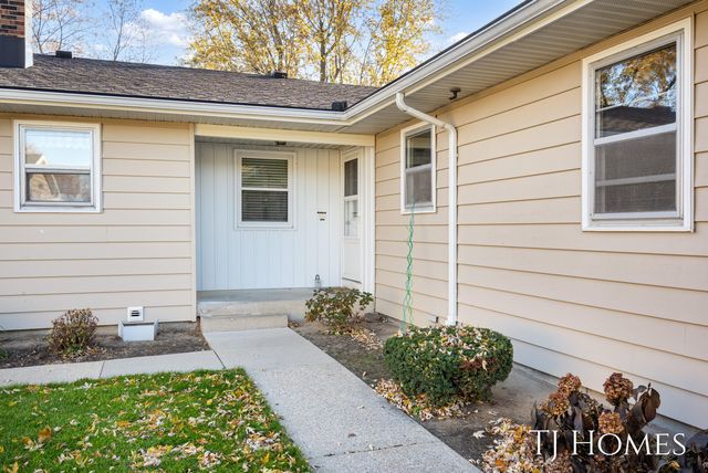 686 Andover Street Se, City Of Kentwood, MI 49548