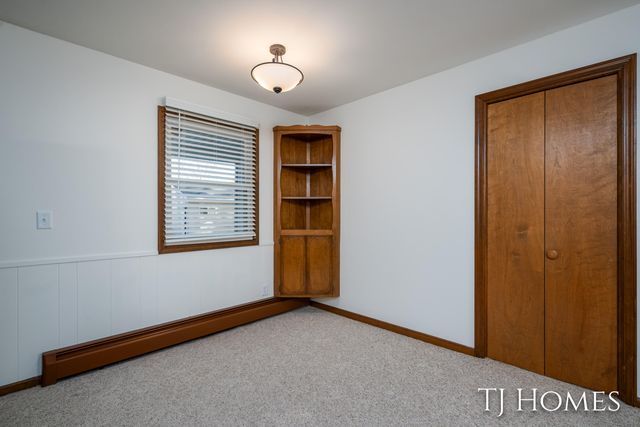 686 Andover Street Se, City Of Kentwood, MI 49548