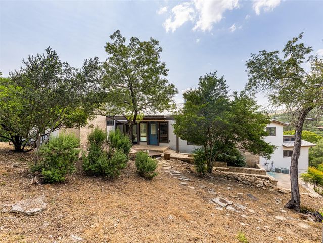 709 Lost CYN, West Lake Hills, TX 78746