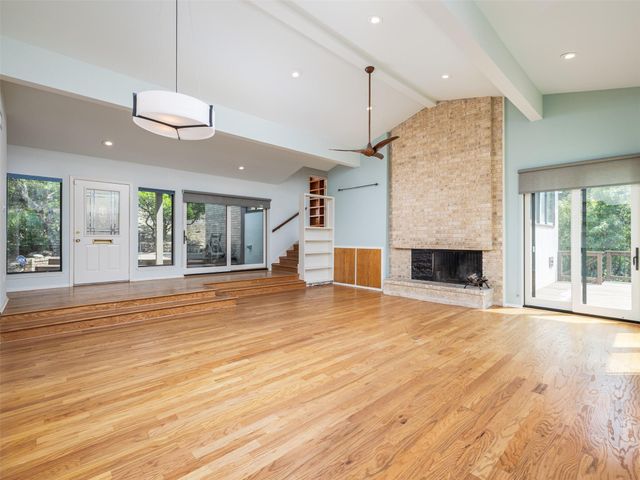 709 Lost CYN, West Lake Hills, TX 78746