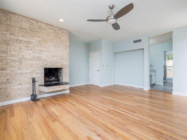 709 Lost CYN, West Lake Hills, TX 78746