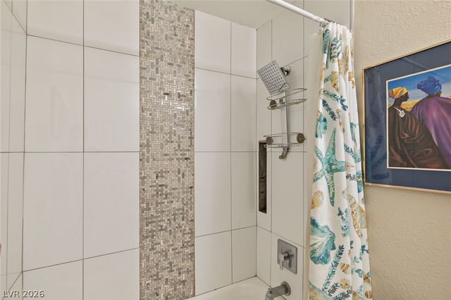 209 Sandpiper Village Way, Henderson, NV 89012