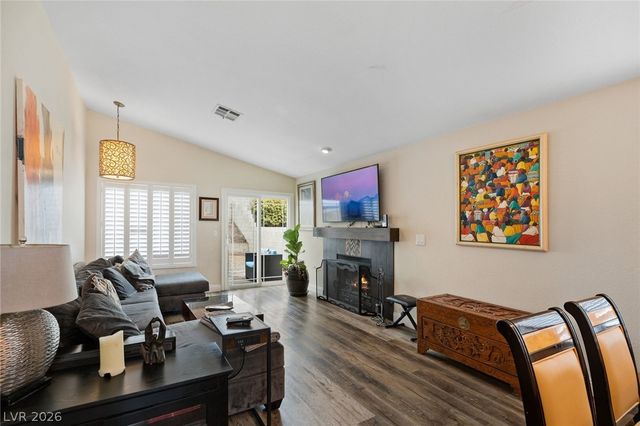 209 Sandpiper Village Way, Henderson, NV 89012