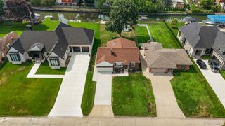 22510 Ardmore Park Drive, St. Clair Shores, MI 48081