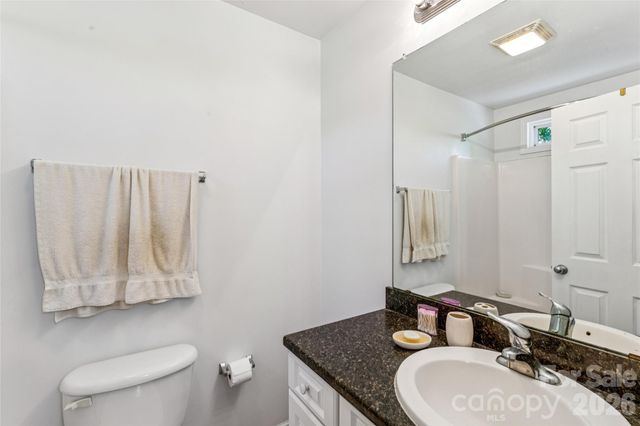 329 W Mcneely Avenue, Mooresville, NC 28115