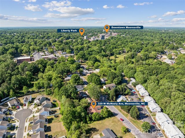 329 W Mcneely Avenue, Mooresville, NC 28115