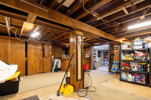 88 14th Street, Hicksville, NY 11801