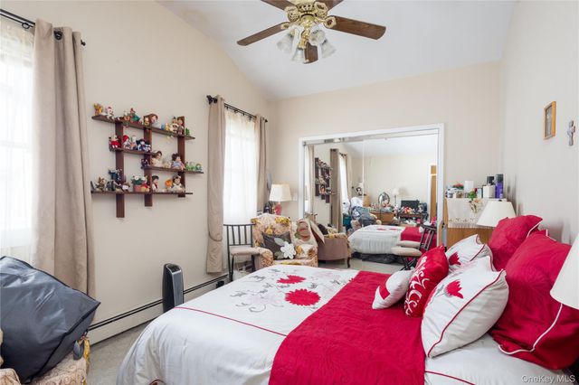 88 14th Street, Hicksville, NY 11801