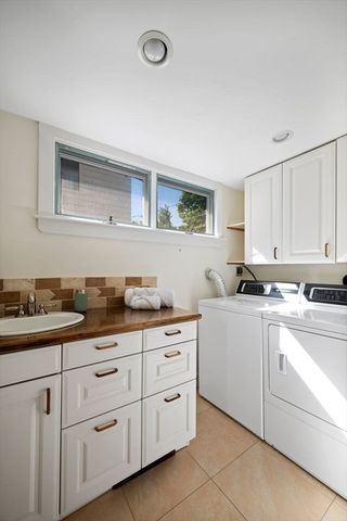 32 Pilgrim Road, Marblehead, MA 01945