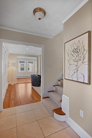 32 Pilgrim Road, Marblehead, MA 01945