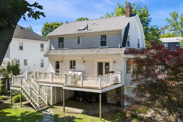 32 Pilgrim Road, Marblehead, MA 01945