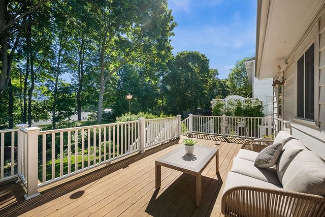 32 Pilgrim Road, Marblehead, MA 01945