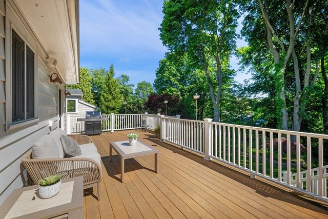 32 Pilgrim Road, Marblehead, MA 01945
