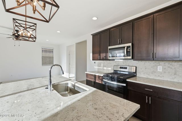 4722 E Julian Wash Drive, Tucson, AZ 85706